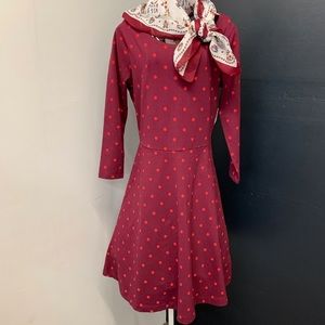 Old‎ Navy adorable, fun, and comfy polka dot dress
